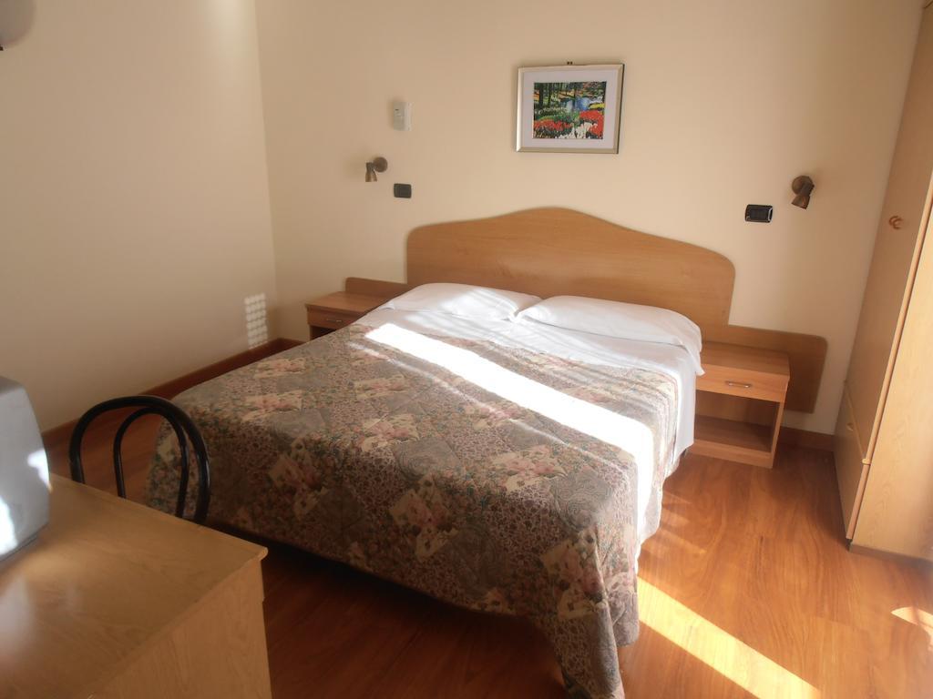 Hotel Giusy Perugia Room photo